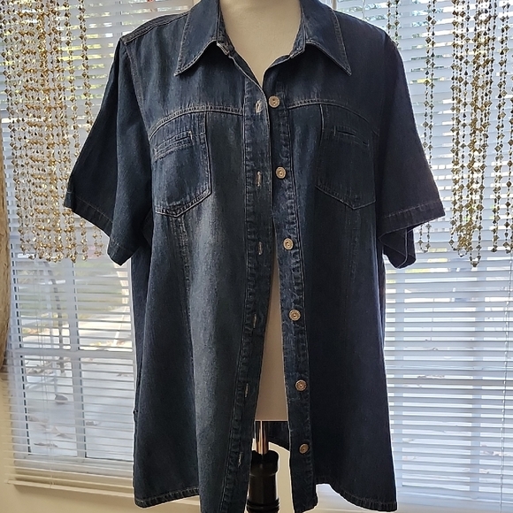 Venezia Jeans Tops - Women's Denim Button-Down Shirt